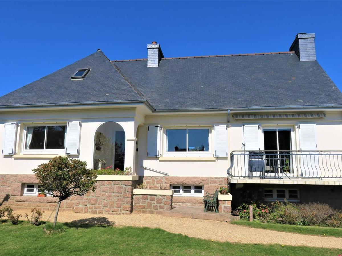 Hébergement de vacances Maison Perros-guirec, 5 Pièces, 9 Personnes - Fr-1-368-291